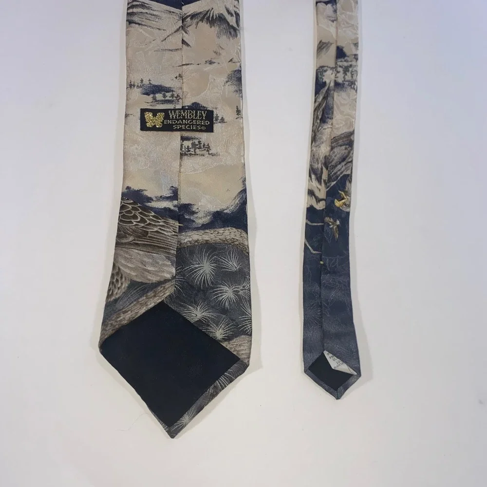 Wembley Endangered Species Bald Eagle Silk Tie Mens Navy Blue‎ Nature Wildlife